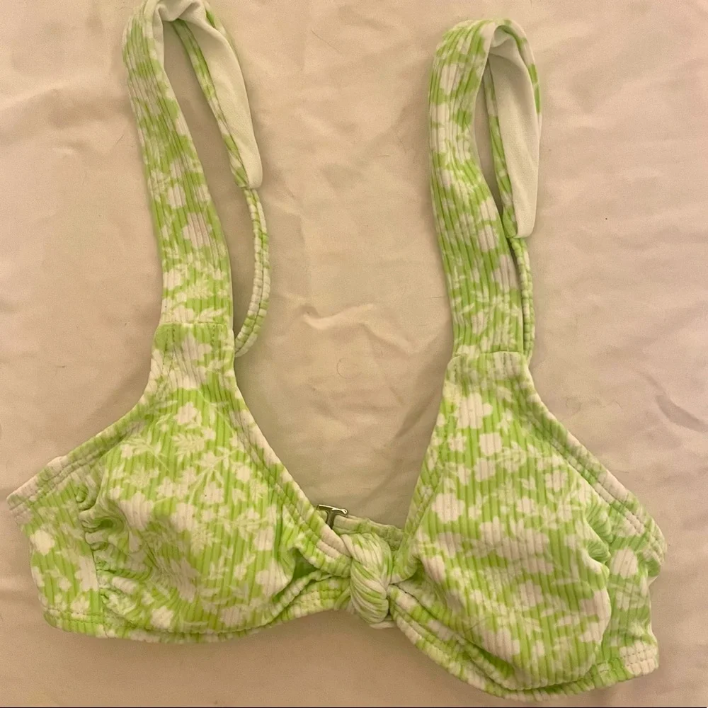 🌻HP🌻Xhilaration XS Ribbed KnotFront Bralette Bikini Top Green Floral Print - Picture 3 of 9